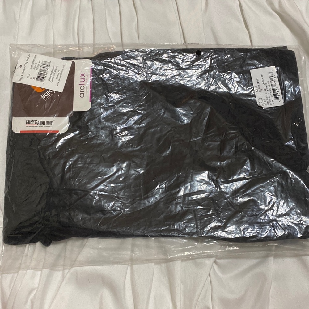 Black Greys Anatomy Scrub pants!